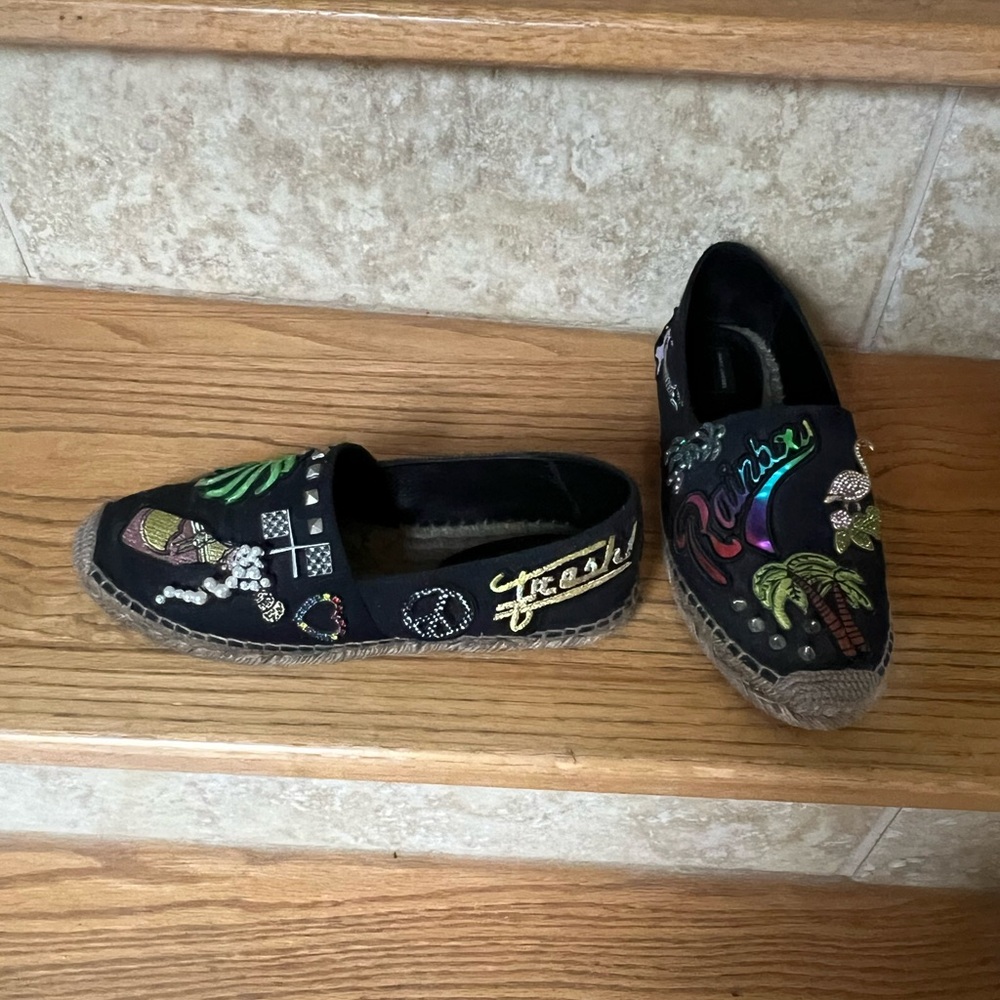 Marc Jacob’s Fun Embellished Shoes! - Picture 4 of 8
